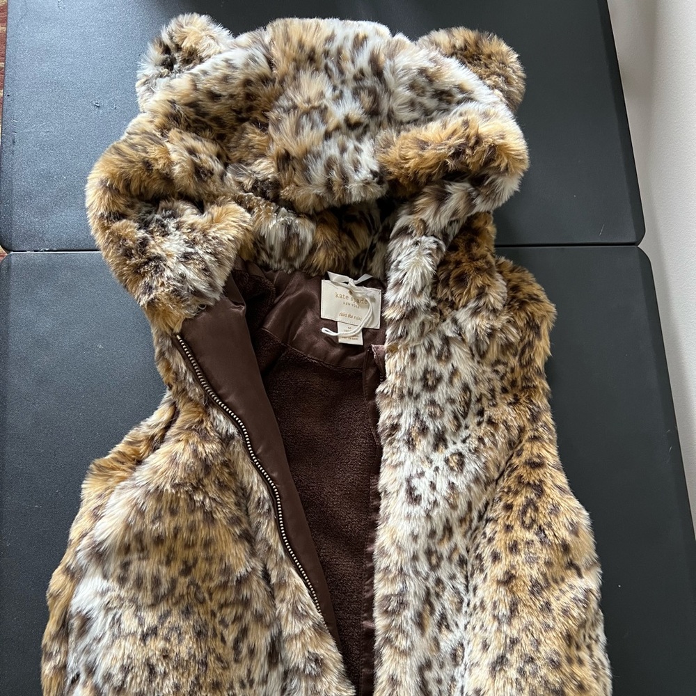 Kate Spade faux fur vest for girls. Never worn